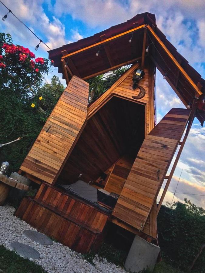 Airport Traveler'S Home Alajuela Exterior foto